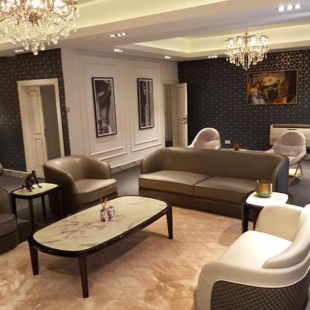 לגוס Sujimoto Residences Macdonald מראה חיצוני תמונה