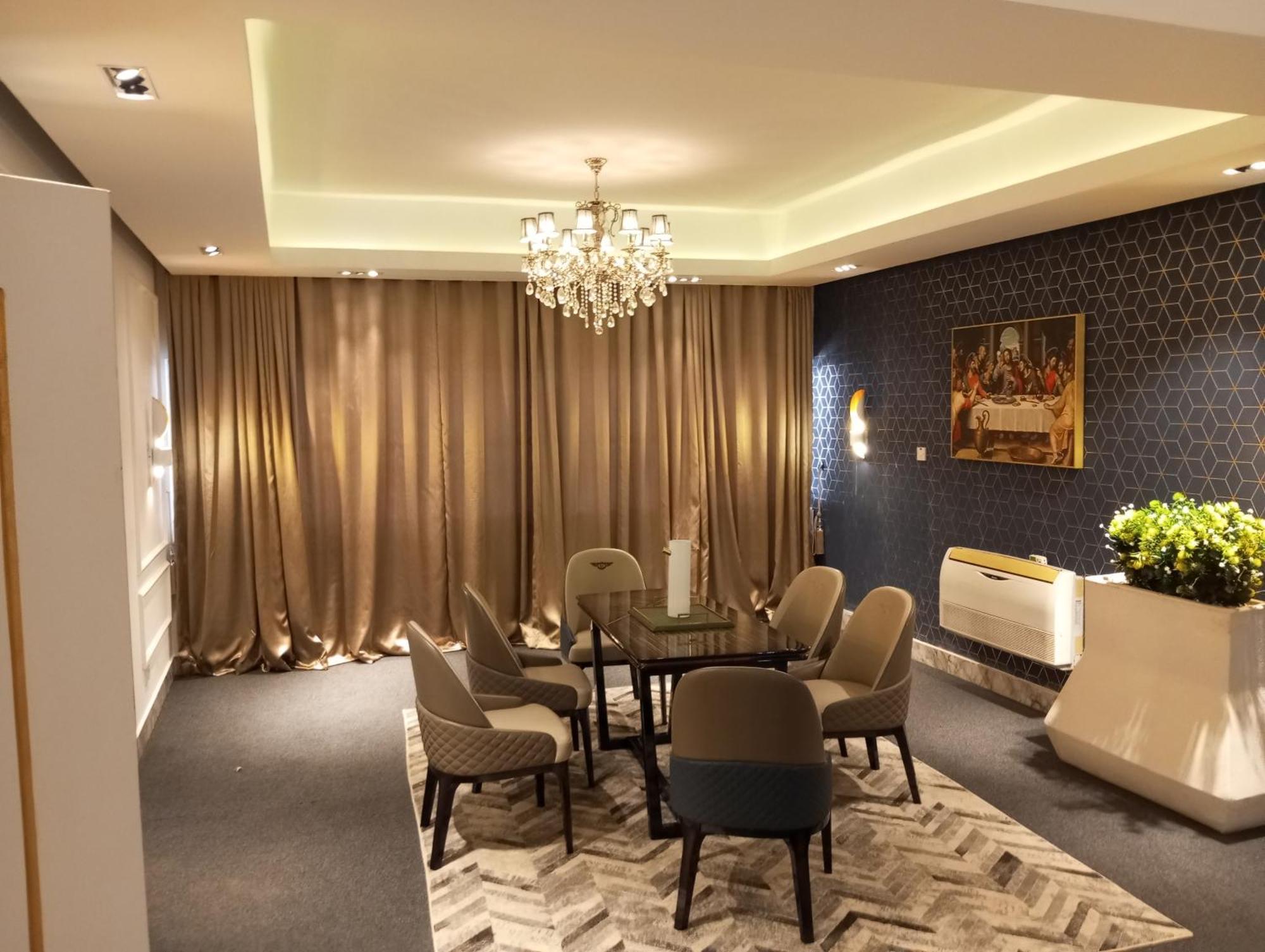 לגוס Sujimoto Residences Macdonald מראה חיצוני תמונה