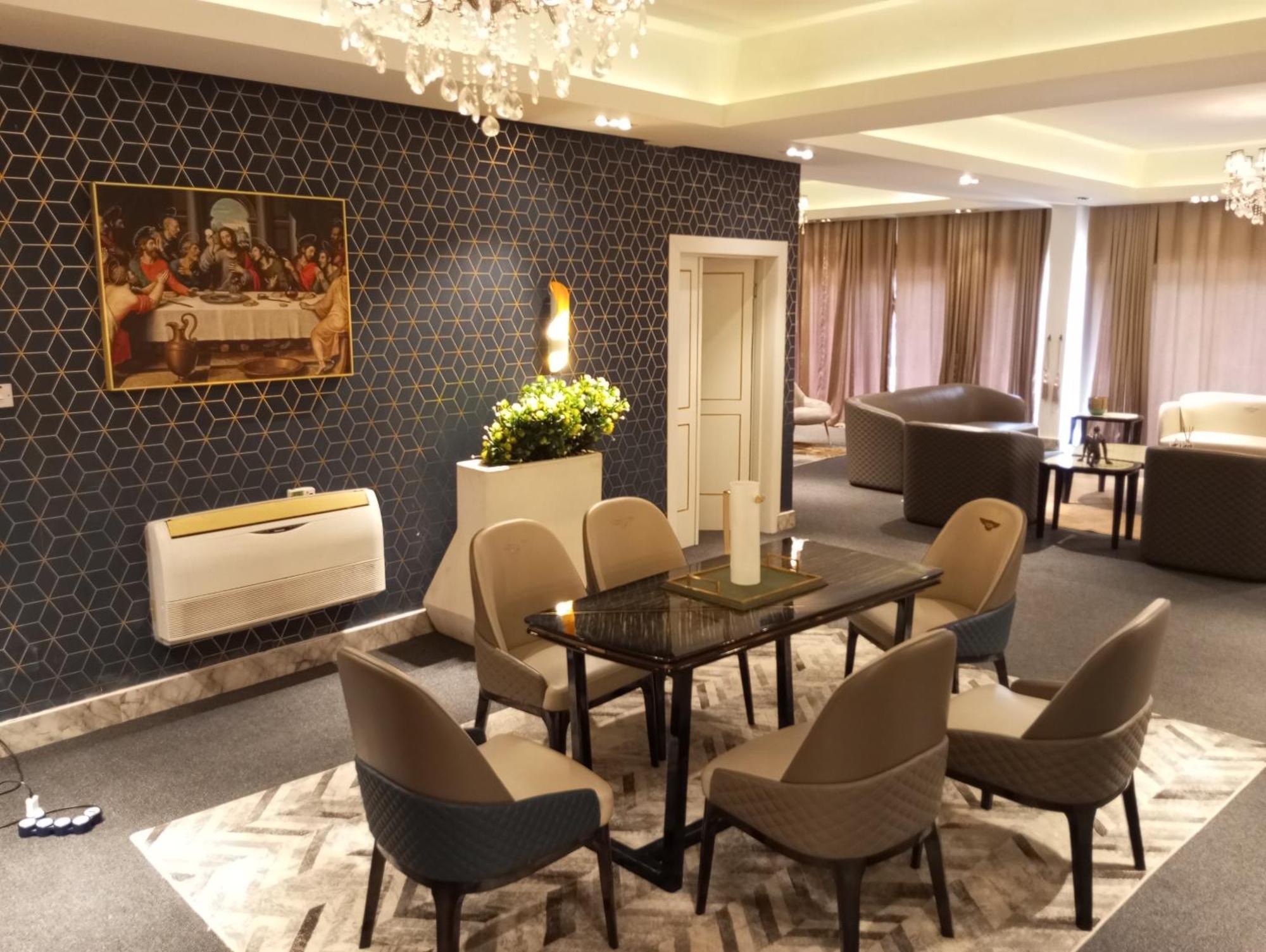 לגוס Sujimoto Residences Macdonald מראה חיצוני תמונה