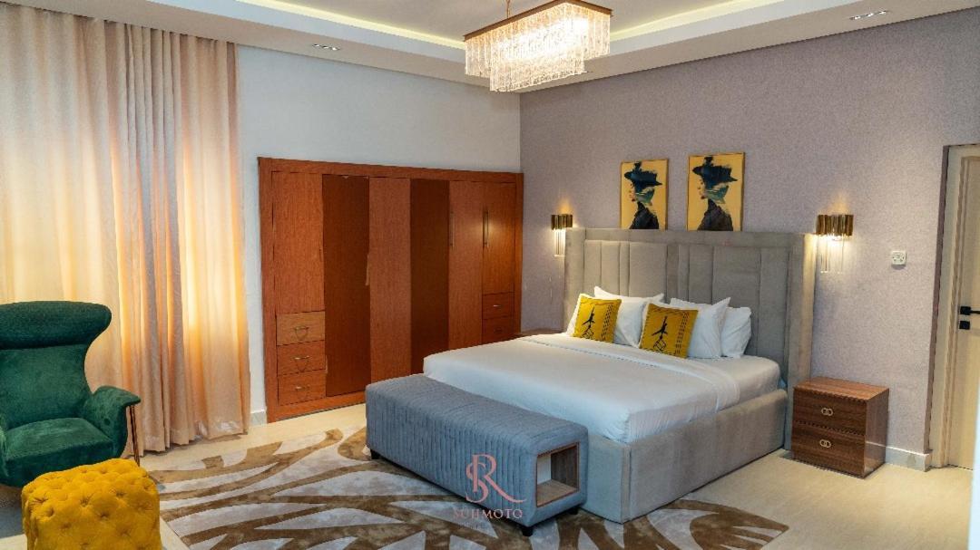 לגוס Sujimoto Residences Macdonald מראה חיצוני תמונה