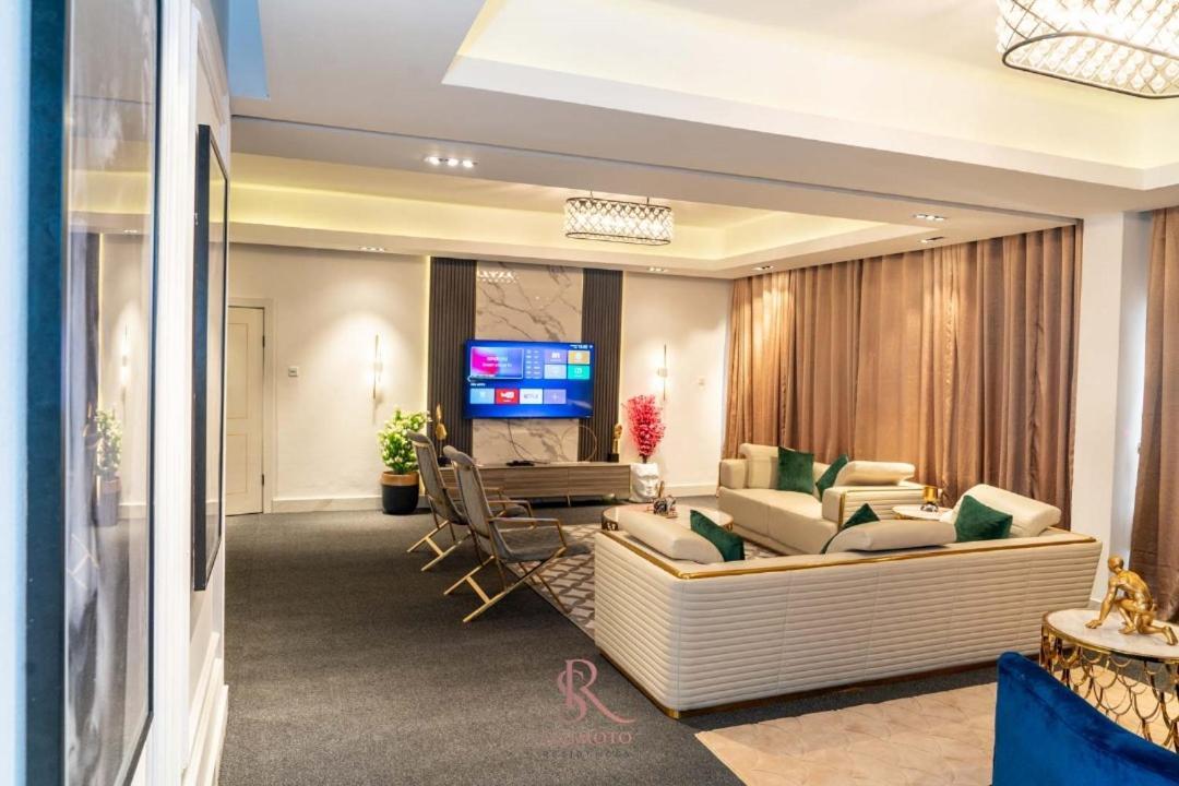 לגוס Sujimoto Residences Macdonald מראה חיצוני תמונה