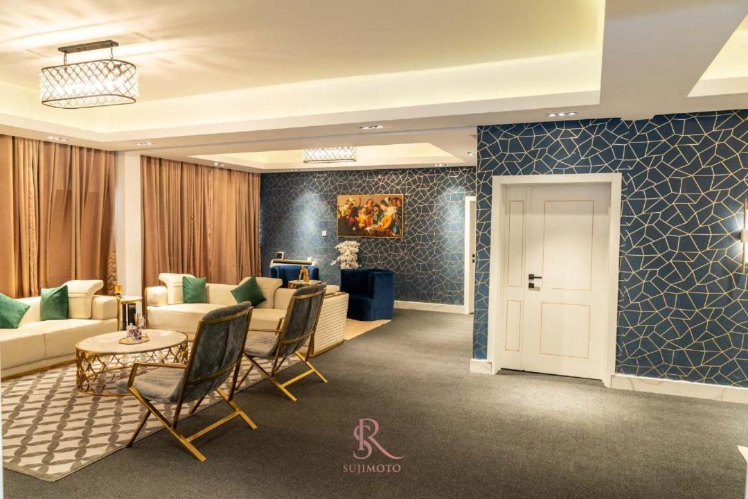 לגוס Sujimoto Residences Macdonald מראה חיצוני תמונה
