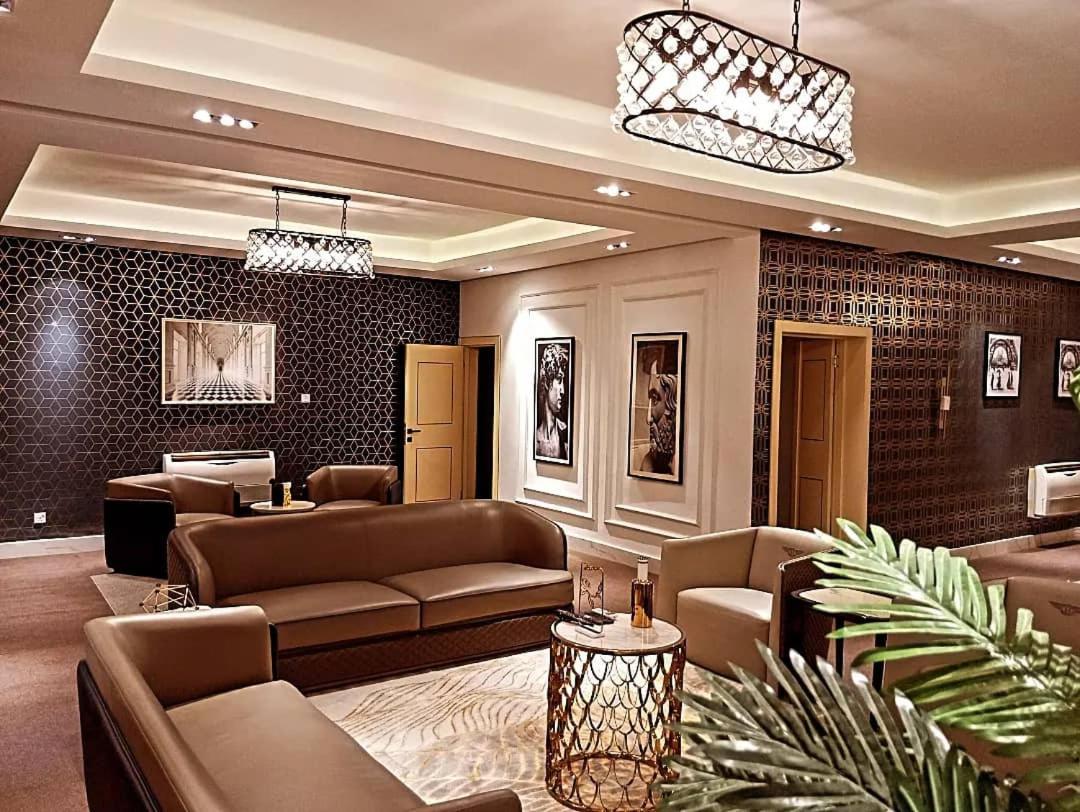 לגוס Sujimoto Residences Macdonald מראה חיצוני תמונה