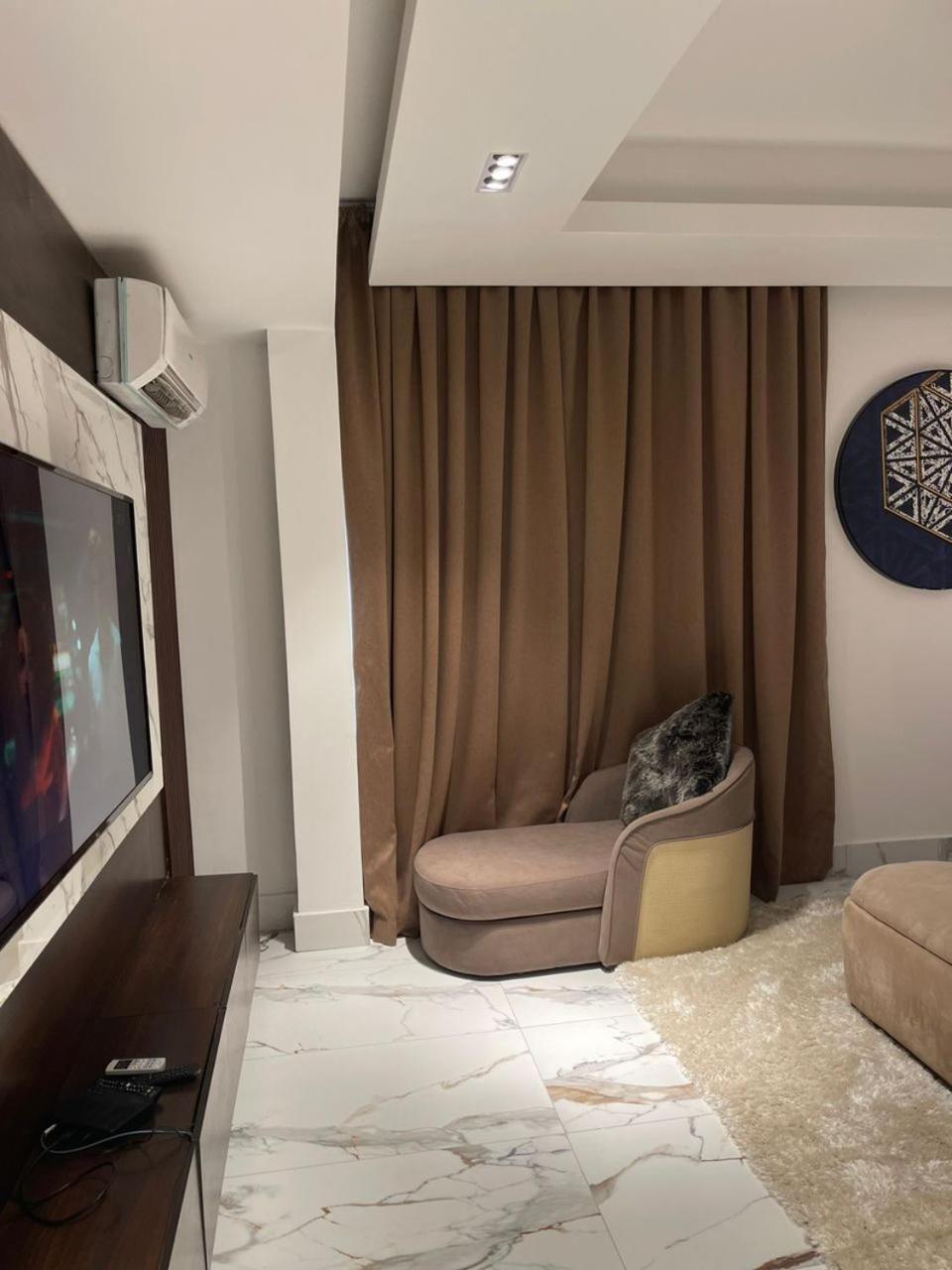 לגוס Sujimoto Residences Macdonald מראה חיצוני תמונה