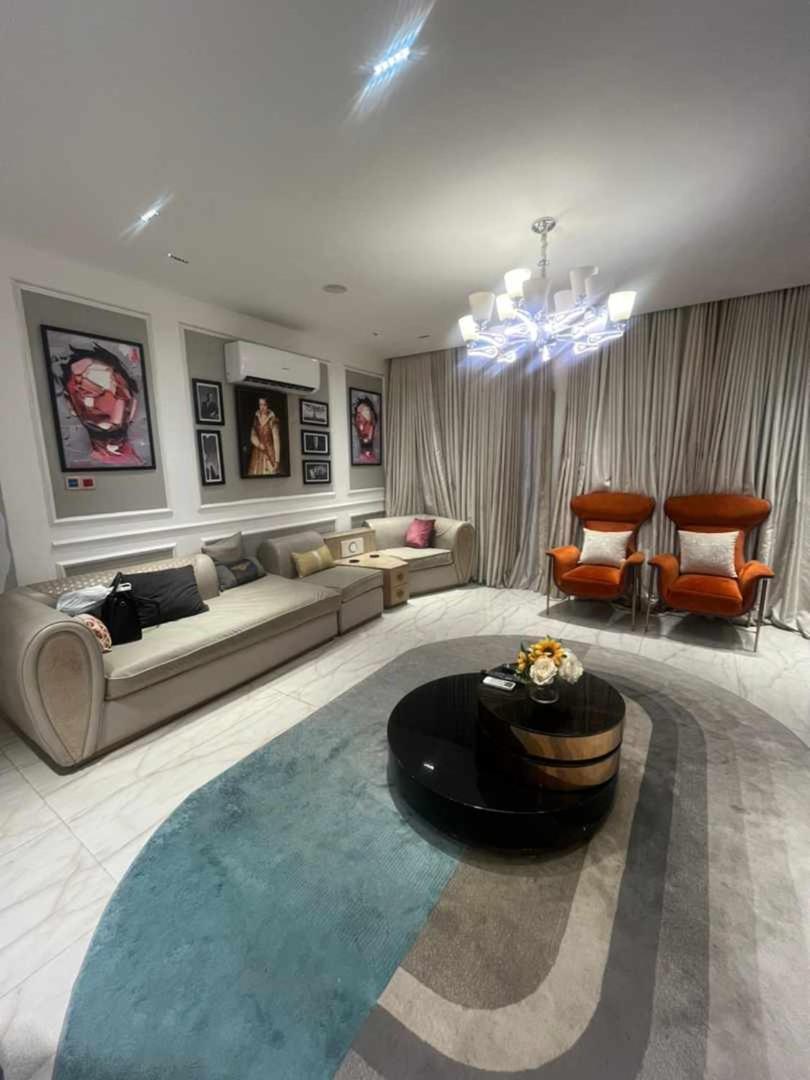 לגוס Sujimoto Residences Macdonald מראה חיצוני תמונה